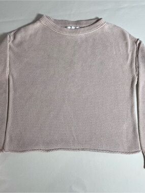 Chelsea & Theodore Cream Knit Crewneck Lightweight Sweater